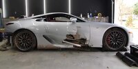 Lexus LFA nach Unfall