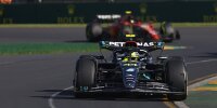 Lewis Hamilton (Mercedes W14) vor Carlos Sainz (Ferrari SF-23) beim Formel-1-Rennen in Australien 2023