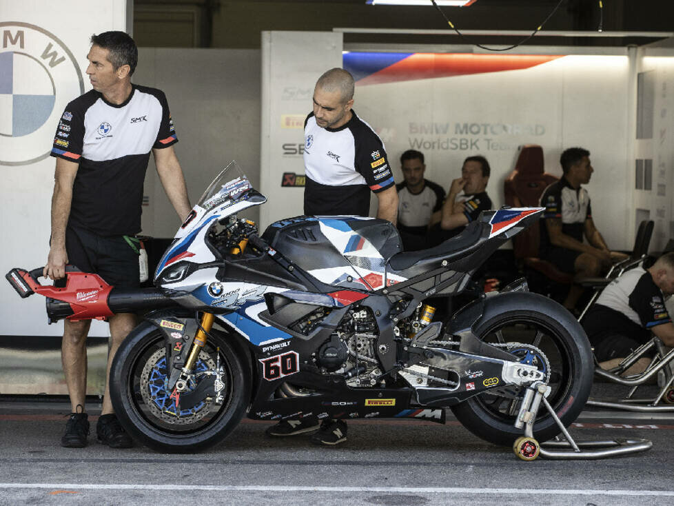 BMW M1000RR