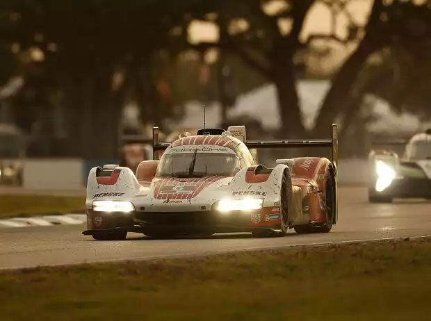 Mathieu Jaminet, Nick Tandy, Matteo Cairoli, Andrea Caldarelli, Romain Grosjean Titel-Bild zur News: Mathieu Jaminet, Nick Tandy, Matteo Cairoli, Andrea Caldarelli, Romain Grosjean