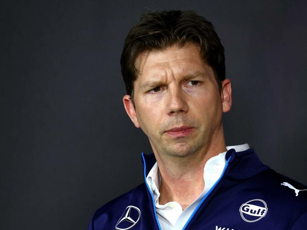 Williams-Teamchef James Vowles in der Formel-1-Pressekonferenz