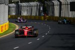 Charles Leclerc (Ferrari), George Russell (Mercedes) und Esteban Ocon (Alpine) 