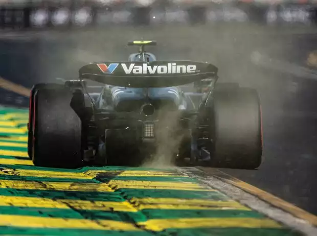 Fernando Alonso (Aston Martin AMR24) im Qualifying zum Formel-1-Rennen in Australien 2024 Titel-Bild zur News: Fernando Alonso (Aston Martin AMR24) im Qualifying zum Formel-1-Rennen in Australien 2024