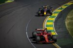 Carlos Sainz (Ferrari) und Max Verstappen (Red Bull) 