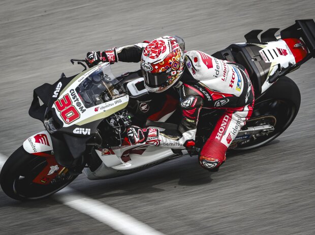 Takaaki Nakagami Takaaki Nakagami