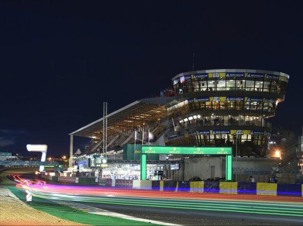 24 Stunden von Le Mans, Nacht, Panorama