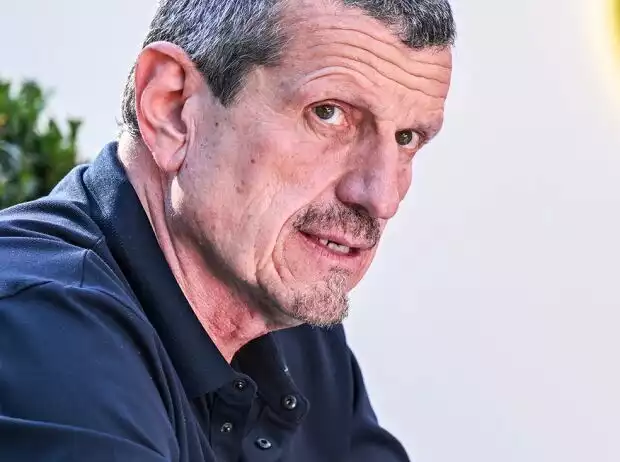 Der frühere Haas-Teamchef Günther Steiner zu Gast im Fahrerlager der Formel 1 Titel-Bild zur News: Der frühere Haas-Teamchef Günther Steiner zu Gast im Fahrerlager der Formel 1