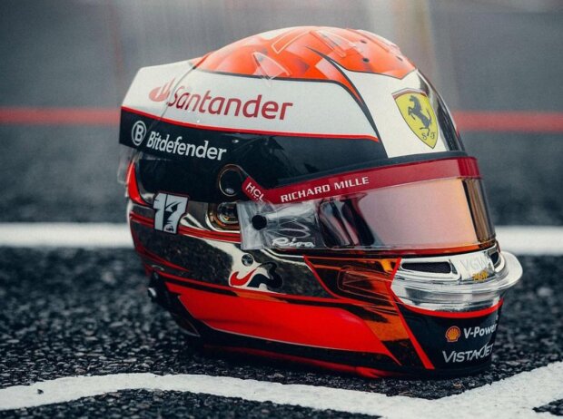 Helmdesign von Charles Leclerc beim GP Japan 2024 in Suzuka in Erinnerung an Jules Bianchi Helmdesign von Charles Leclerc beim GP Japan 2024 in Suzuka in Erinnerung an Jules Bianchi