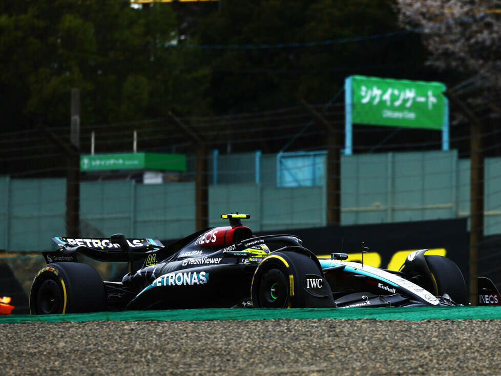 Lewis Hamilton (Mercedes W15) beim Formel-1-Training in Japan 2024