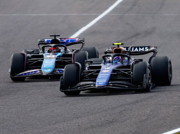 Titel-Bild zur News: Logan Sargeant (Williams) vor Esteban Ocon (Alpine) beim Formel-1-Rennen in Japan 2024