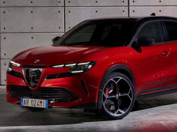 Titel-Bild zur News: Alfa Romeo Milano (2024)