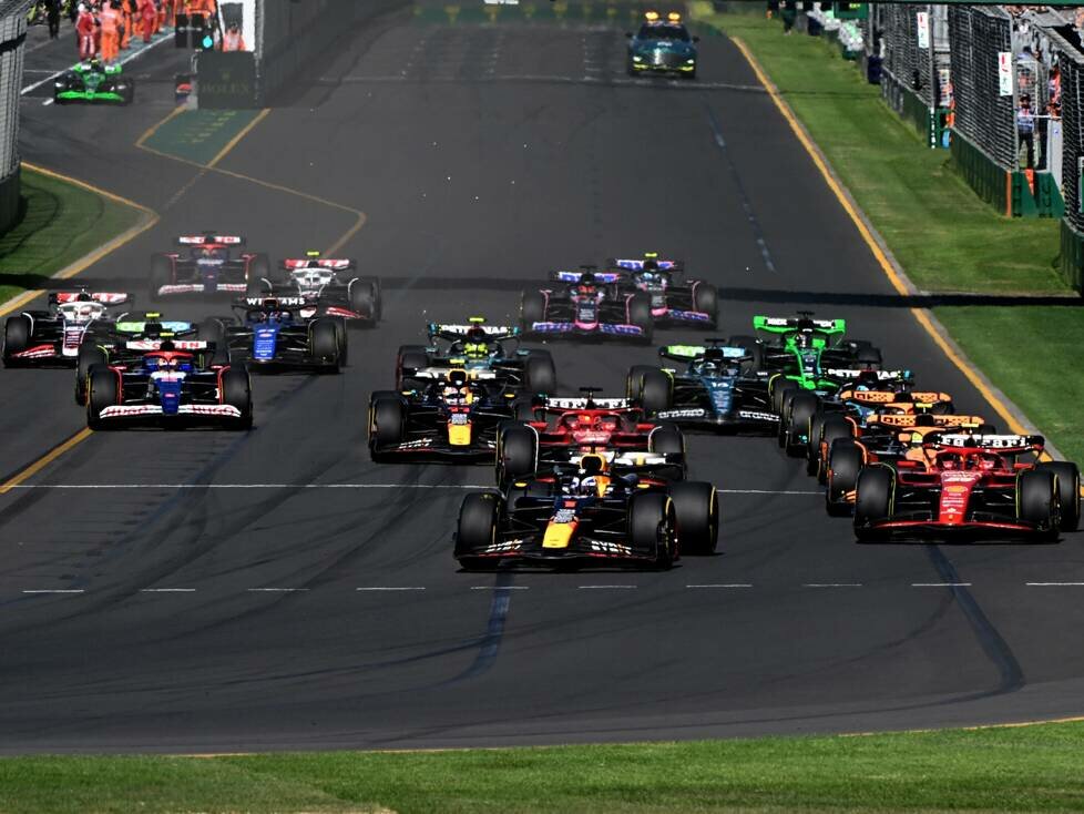 Formel-1-Start in Australien 2024 auf dem Albert Park Circuit in Melbourne