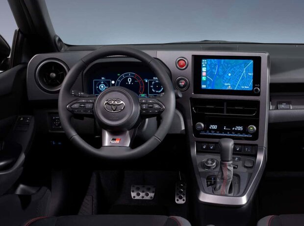 Cockpit des Toyota GR Yaris