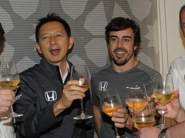 Gibt es diesmal mehr Grund zum Anstoßen für Watanabe und Alonso?