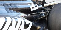 Motorhaube und Hinterrad-Aufhängung am Haas VF-24 beim Formel-1-Rennen in China 2024
