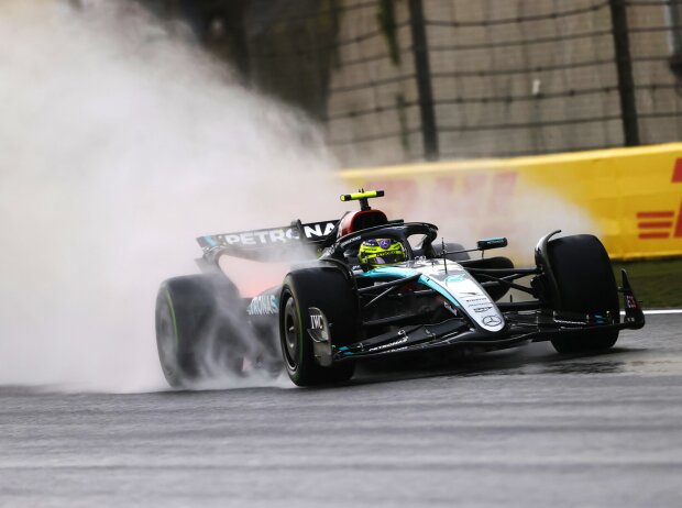 Titel-Bild zur News: Lewis Hamilton (Mercedes W15) im Qualifying zum Formel-1-Rennen in Schanghai 2024
