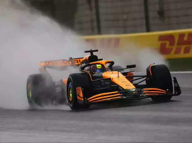 Titel-Bild zur News: Oscar Piastri (McLaren MCL38) beim Formel-1-Sprint-Qualifying in China 2024