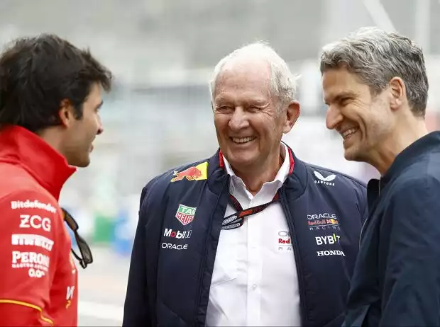 Carlos Sainz, Helmut Marko und Peter Hardenacke Titel-Bild zur News: Carlos Sainz, Helmut Marko und Peter Hardenacke