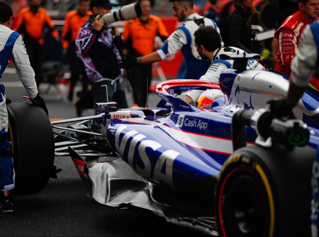 Titel-Bild zur News: Daniel Ricciardo will sich in China mit neuem Chassis aus der Krise befreien
