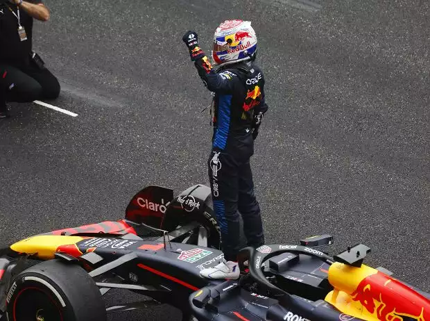 Max Verstappen (Red Bull RB20) siegt beim Formel-1-Rennen in China 2024 Titel-Bild zur News: Max Verstappen (Red Bull RB20) siegt beim Formel-1-Rennen in China 2024