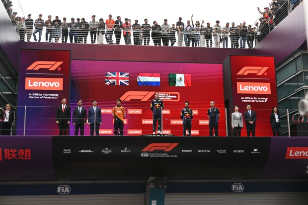 Lando Norris Max Verstappen Sergio Perez McLaren McLaren F1Red Bull Red Bull F1 ~Lando Norris (McLaren), Max Verstappen (Red Bull) und Sergio Perez (Red Bull) ~ 