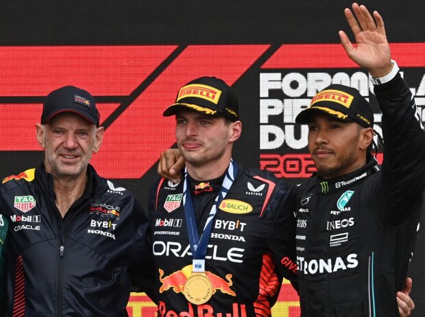 Titel-Bild zur News: Wechselt Adrian Newey von Max Verstappen zu Lewis Hamilton?