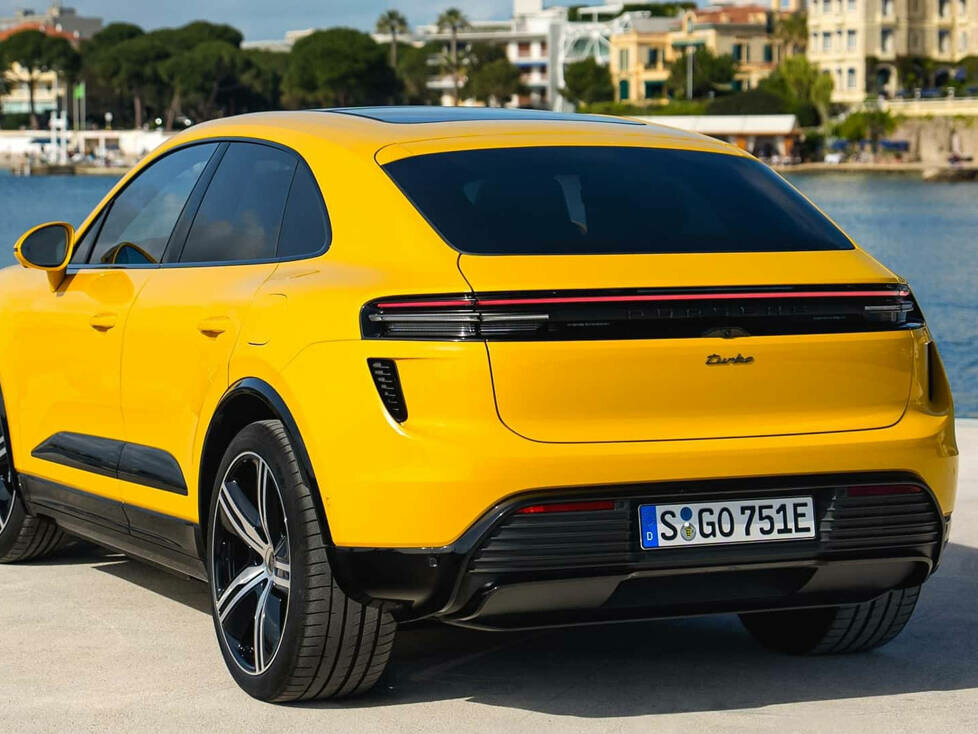 Porsche Macan Turbo (2024)