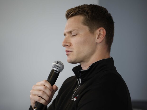 Newgarden wirkte aufgelöst und hatte kaum geschlafen Newgarden wirkte aufgelöst und hatte kaum geschlafen