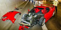 Bild zum Inhalt: Ferrari F40 Unfall: Junger Luxushändler-Mitarbeiter schrottet Ikone