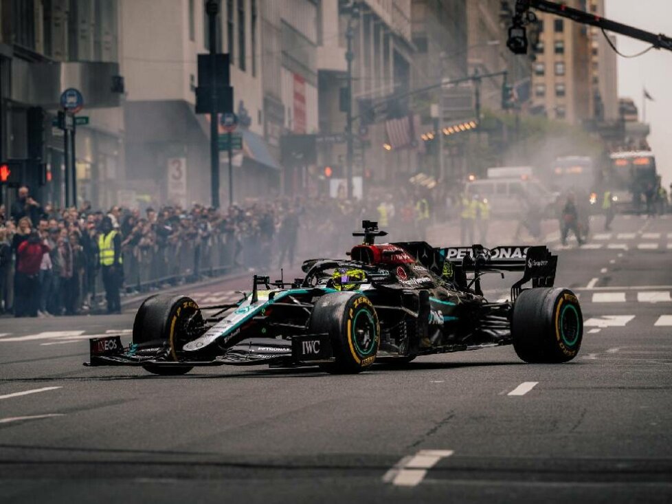 Lews Hamilton beim Mercedes-Demorun in New York