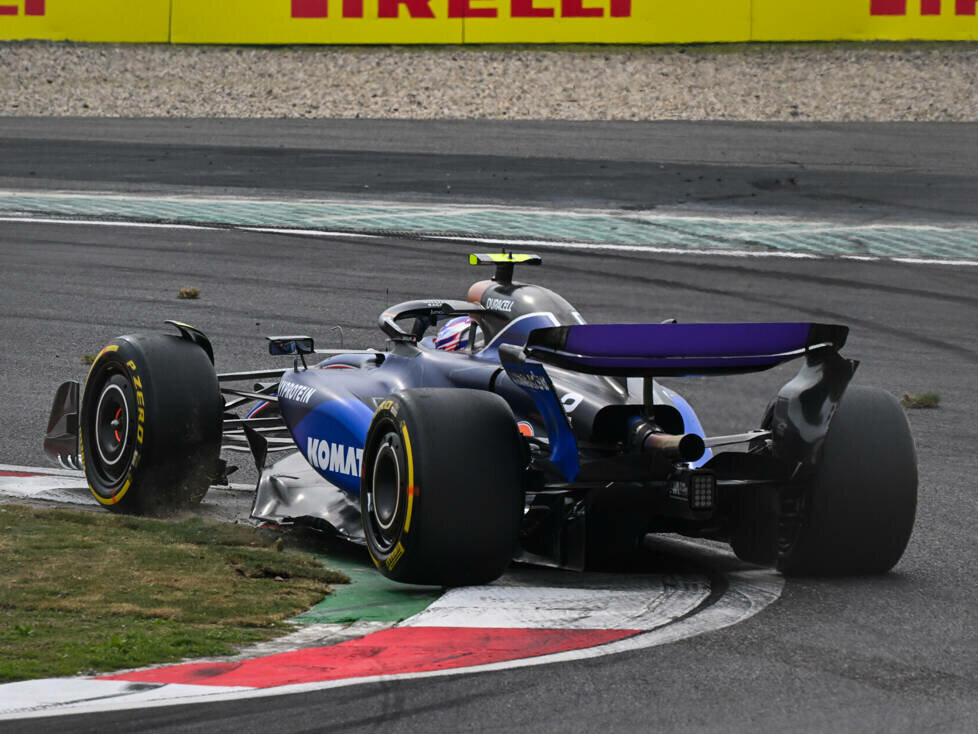Logan Sargeant (Williams FW46) beim Formel-1-Rennen in China 2024