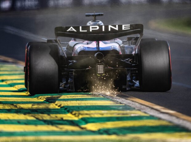 Esteban Ocon ist in diesem Jahr ebenfalls noch ohne Punkte Esteban Ocon ist in diesem Jahr ebenfalls noch ohne Punkte