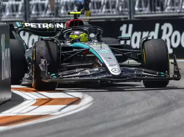 Lewis Hamilton schlängelt sich durch die Mauern in Miami Titel-Bild zur News: Lewis Hamilton schlängelt sich durch die Mauern in Miami