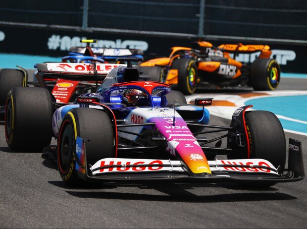 Titel-Bild zur News: Stark: Daniel Ricciardo kann Carlos Sainz und Oscar Piastri in Schach halten