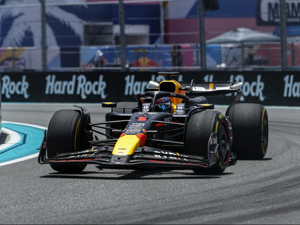 Max Verstappen (Red Bull RB20) beim Formel-1-Rennen in Miami 2024