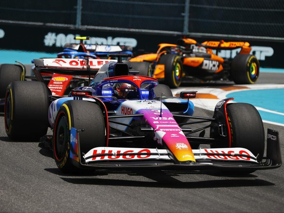 Stark: Daniel Ricciardo kann Carlos Sainz und Oscar Piastri in Schach halten