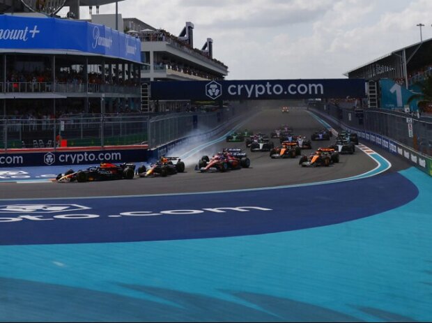 Titel-Bild zur News: Max Verstappen, Charles Leclerc, Carlos Sainz, Sergio Perez