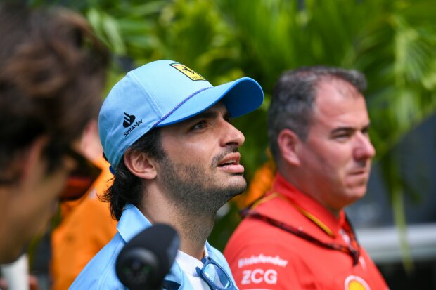 Carlos Sainz Ferrari Ferrari F1 ~Carlos Sainz (Ferrari) ~ Carlos Sainz Ferrari Ferrari F1 ~Carlos Sainz (Ferrari) ~