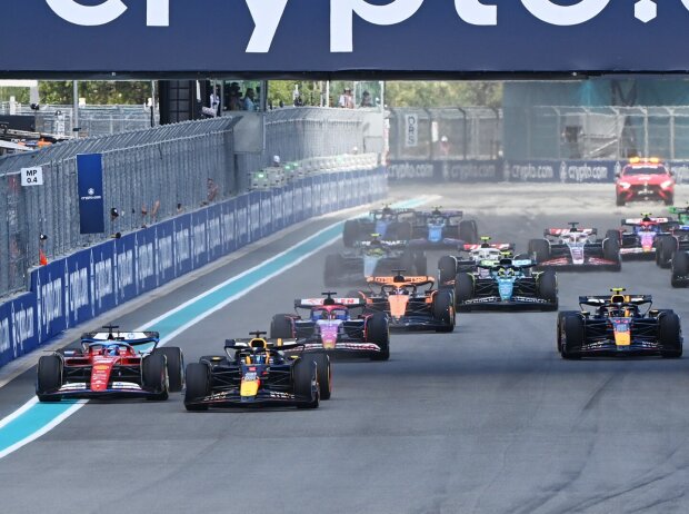 Am Sprint-Start gab es schon mal kein Vorbeikommen an Verstappen für Leclerc Am Sprint-Start gab es schon mal kein Vorbeikommen an Verstappen für Leclerc