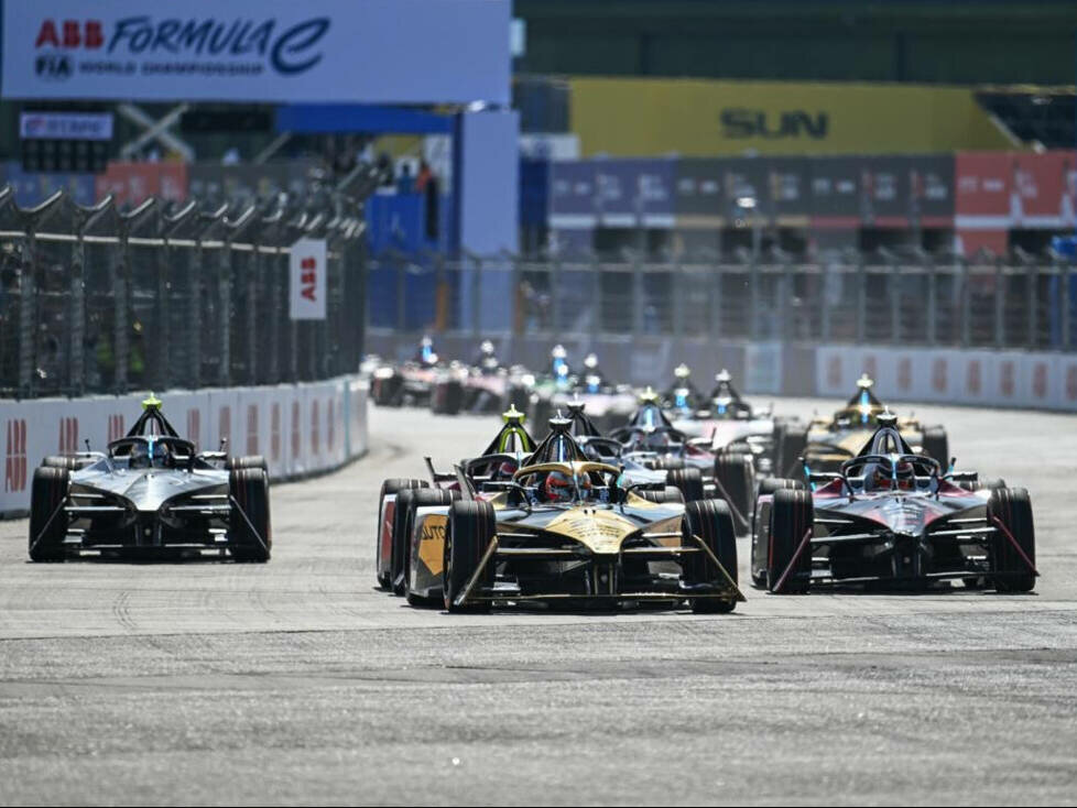 Formel-E-Action in Berlin-Tempelhof