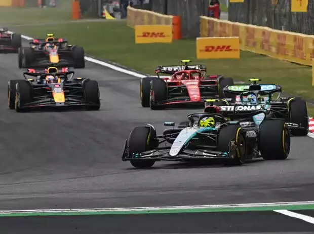Lewis Hamilton, Fernando Alonso, Carlos Sainz, Max Verstappen Titel-Bild zur News: Lewis Hamilton, Fernando Alonso, Carlos Sainz, Max Verstappen
