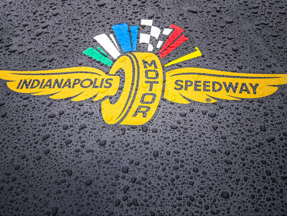 Logo im Regen: Indianapolis Motor Speedway