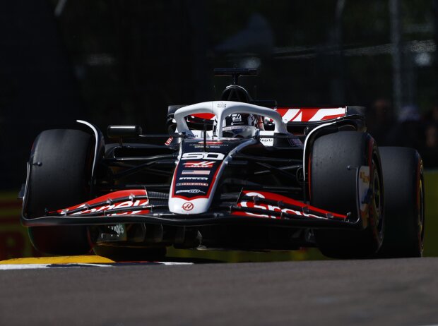 Titel-Bild zur News: Oliver Bearman (Haas VF-24) beim Training zum Formel-1-Rennen in Imola 2024