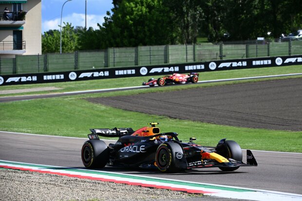 Sergio Perez Charles Leclerc Ferrari Ferrari F1Red Bull Red Bull F1 ~Sergio Perez (Red Bull) und Charles Leclerc (Ferrari) ~ 