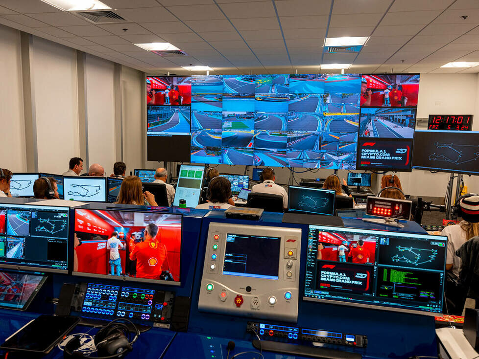 FIA Race Control beim Miami GP 2024