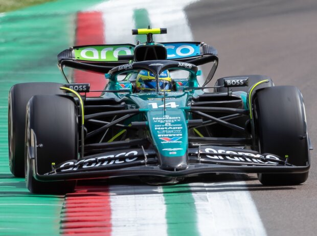 Titel-Bild zur News: Fernando Alonso beim Formel-1-Rennen in Imola 2024