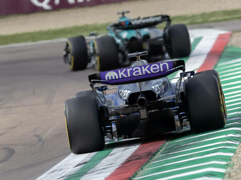 Alexander Albon (Williams FW46) beim Formel-1-Rennen in Imola 2024