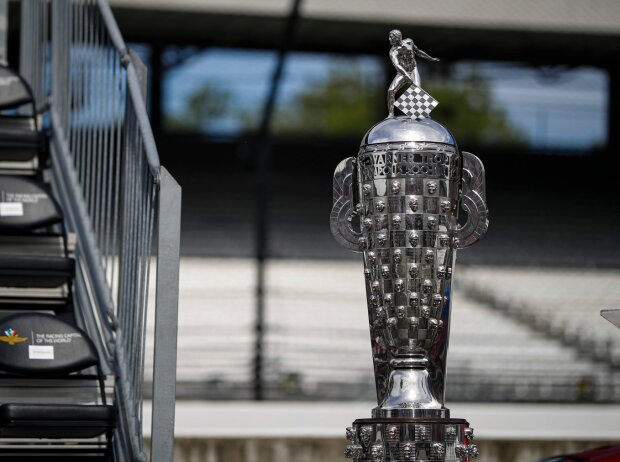 Borg-Warner-Trophy: Siegertrophäe beim Indy 500 Borg-Warner-Trophy: Siegertrophäe beim Indy 500