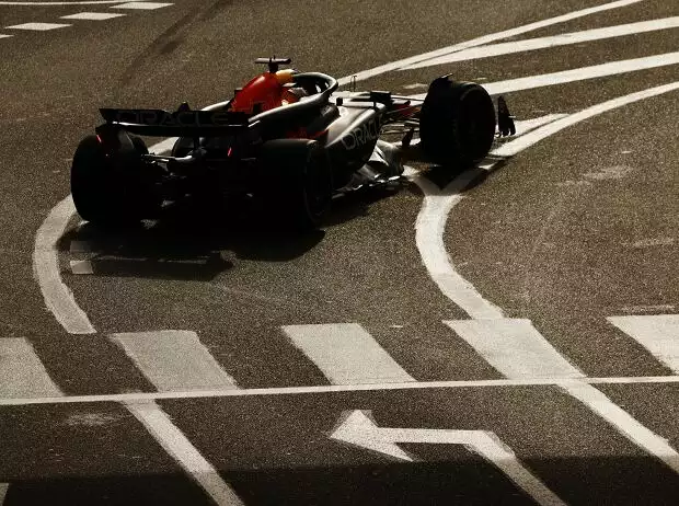 Titel-Bild zur News: Max Verstappen (Red Bull RB20) im Training zum Formel-1-Rennen in Monaco