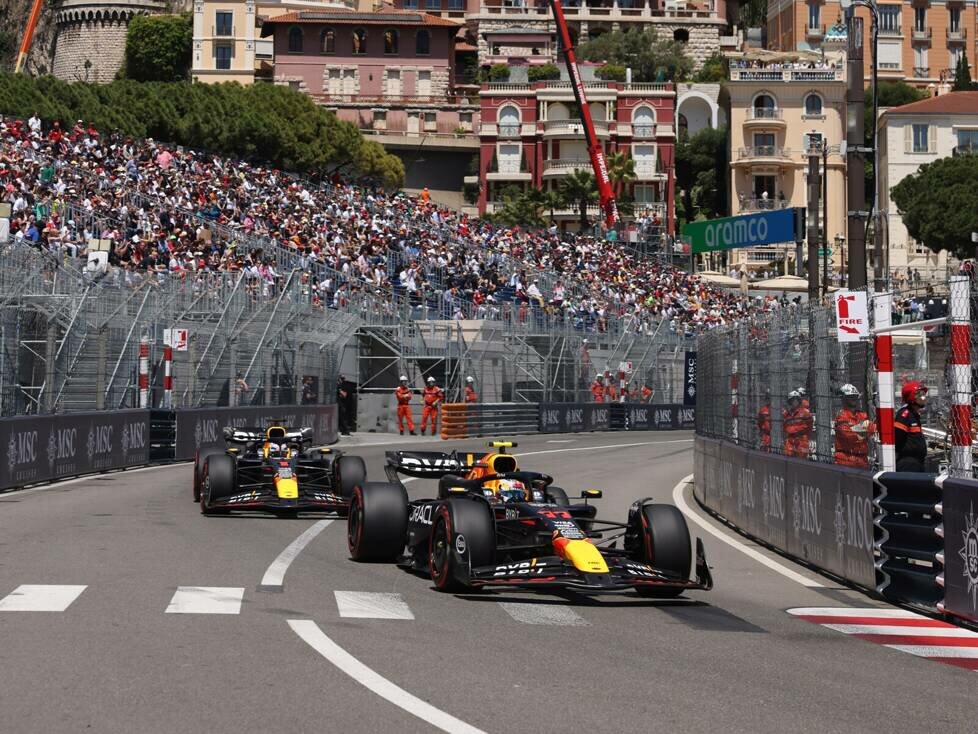 Sergio Perez, Max Verstappen